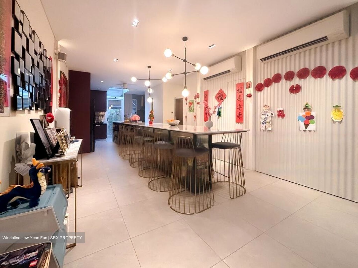 Leonie Hill (D9), Terrace #486130081